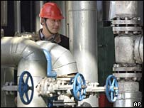 Çin'de petrol rafinerisi