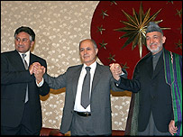 حامد کرزی، پرویز مشرف و رئیس جمهور ترکیه 