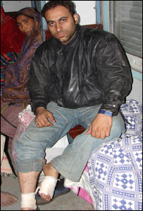 ट्रेन धमाकों में घायल 