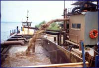 Image of pollution on Lough Neagh