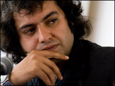 سامان سالور کارگردان فیلم "این یک سونی است"