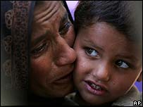 زلزله زدگان در کشمير تحت کنترل پاکستان