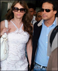 अरुण नायर- लिज़ हर्ली