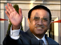 آصف علی زدراری ایک فائل فوٹو