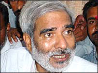 केंद्रीय ग्रामीण विकास मंत्री रघुवंश प्रसाद सिंह