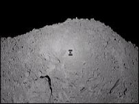 A sonda Hayabusa capta a sua própria sombra na superfície do asteróide