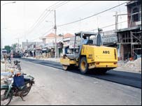 Các dự án xây dựng hạ tầng là hố thất thoát và chỗ có vô số cơ hội tham nhũng