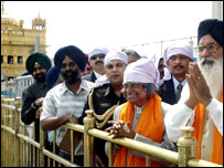 राष्ट्रपति स्वर्ण मंदिर में