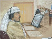 Desenho do julgamento de Salim Hamdan feito por Janet Hamlin, artista do tribunal militar em Guantánamo