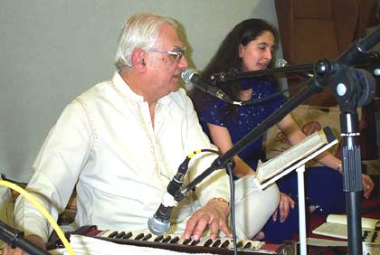 Chandu and his grandaughter, Sefali