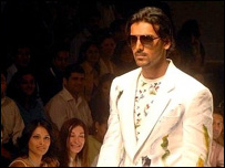 مشہور ماڈل جان ابراہام