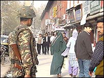 سری نگر میں سیکیورٹی فورس