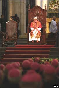 O papa na Catedral da Sé, em São Paulo