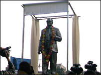 शिवसागर रामगुलाम की पटना में एक प्रतिमा 