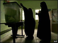 زنان عراق در صف رای