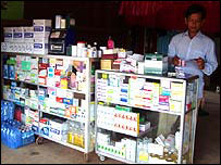 Quầy bán thuốc tây