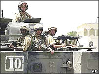 Britští vojáci v Basře