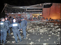 shopping atingido pelo tornado 