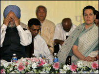 सोनिया-मनमोहन