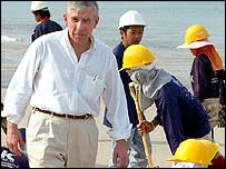Jack Straw v Phuketu