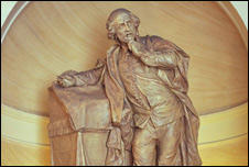 Statue of William Shakespeare