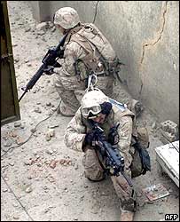 fuzileiros americanos em Falluja