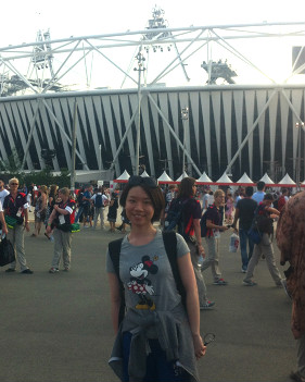 肖媛在奥运主会场伦敦碗外