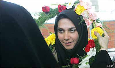 فرخنده صادق