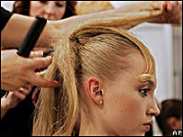 آرایش موی یک زن