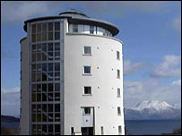 An tùr aig Sabhal Mòr Ostaig