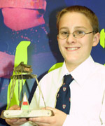 Aeron o Ysgol Uwchradd Llanidloes - Tlws Unawdydd Piano (unrhyw oedran)