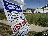 Biển bán nhà tại nam California