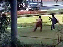 کھلاڑیوں پر حملہ 