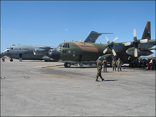 Ayuda de todas partes