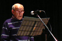 John Ogwen yn darllen 