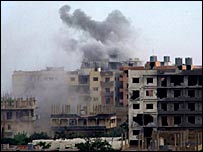 Nehr el Bared kampından yükselen dumanlar