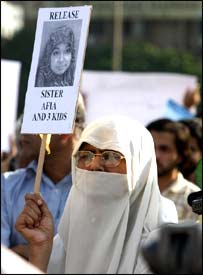 ڈاکٹر عافیہ (فائل فوٹو)