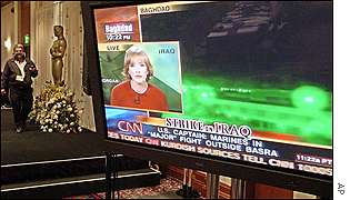 Slavnostní předávání cen přerušovaly vstupy informací z iráckého bojiště