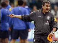 Parreira comanda treino em Weggis