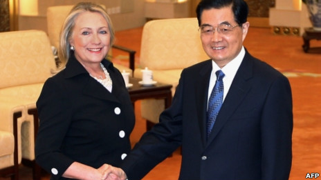 Hồ Cẩm Đào tiếp Hillary Clinton tại Đại lễ đường nhân dân ở Bắc Kinh