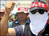 Protestos de caminhoneiros na Coréia do Sul