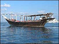 قايق موتوری در خليج فارس