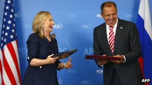 克林頓與俄國外長拉夫羅夫