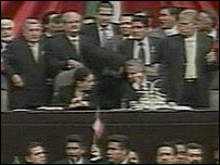 Tribuna do Congresso ocupada por políticos