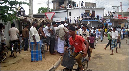 There has been tension in Kinniya, Trincomalee on Monday (photo: RG Dharmadasa)
