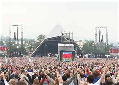 جشنواره گلاستنبری