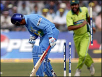 भारतीय और पाकिस्तानी क्रिकेट खिलाड़ी