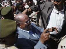 عمر البشیر در تظاهرات خارطوم