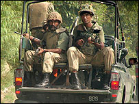 पाक सैनिक