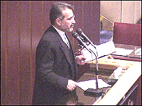 احمد خرم، وزير راه و ترابری، نخستين وزير کابينه محمد خاتمی است که در مجلس هفتم استيضاح می شود